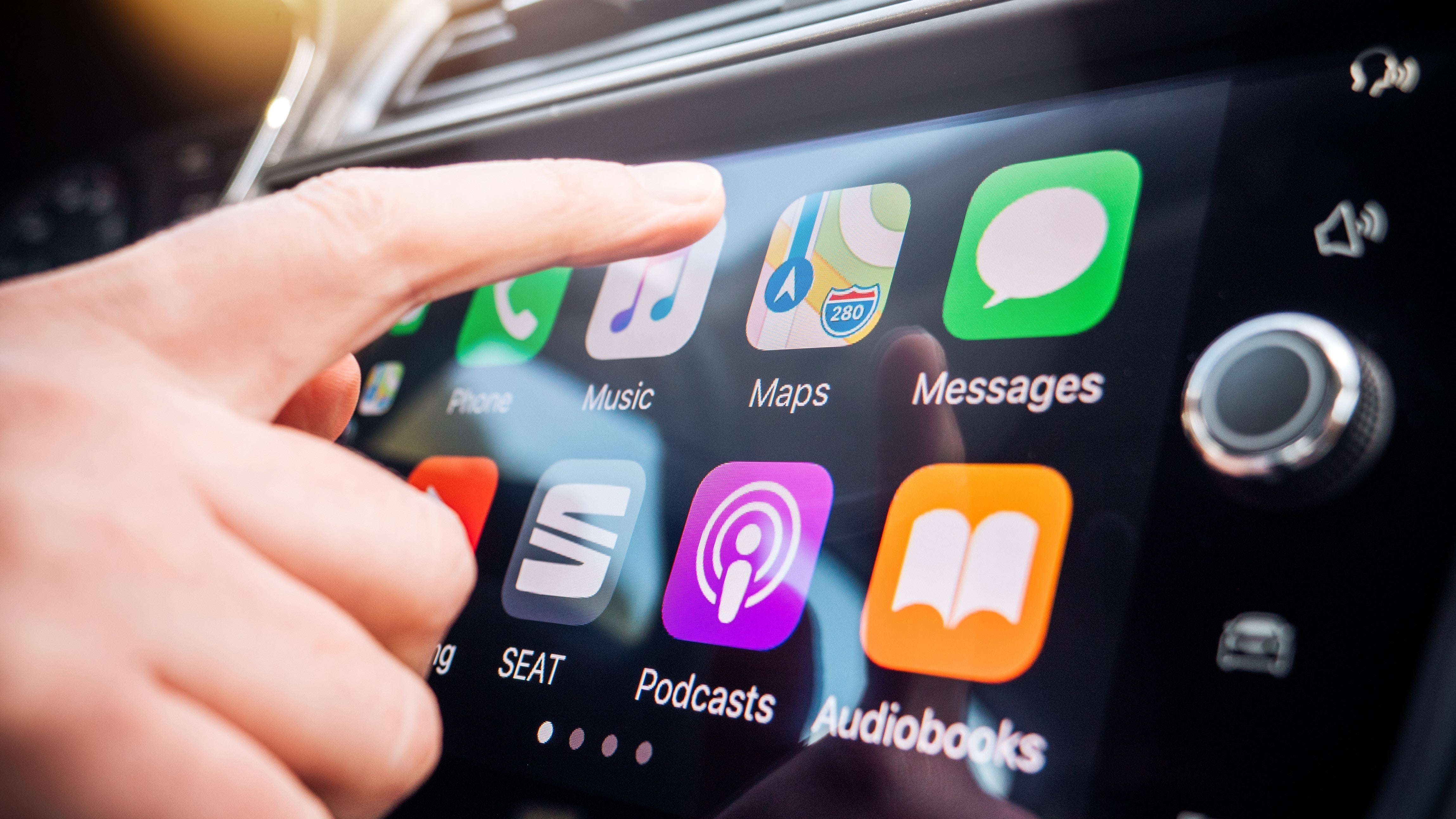 Stereo Screens - Apple CarPlay