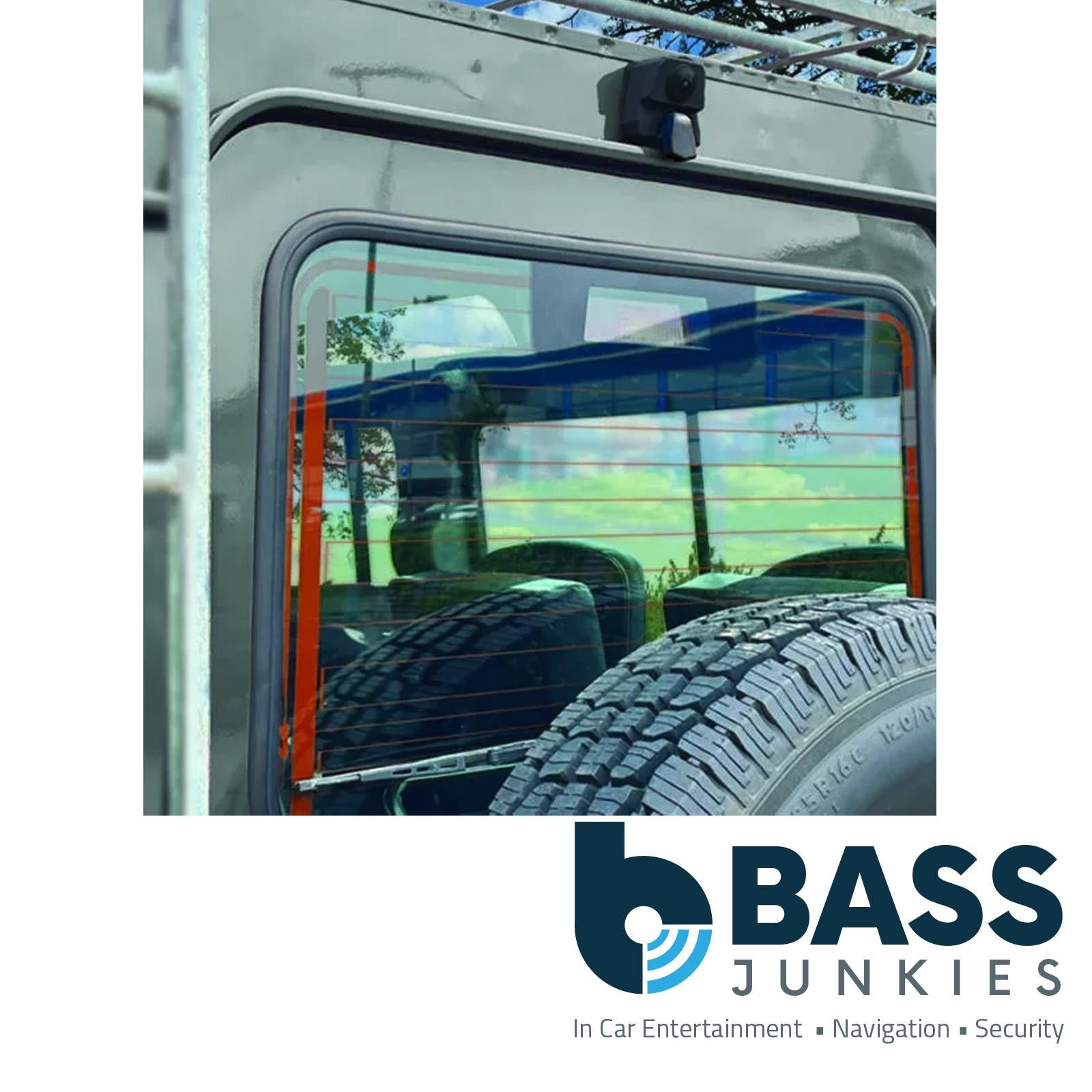 CAM-LR4 Land Rover Defender 2007-16 AHD 720P Colour Rear View Reversing Camera