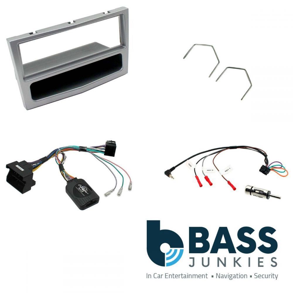 Connects2 CTKVX27 - Vauxhall Astra 2004-2010 Double Din Fascia Installation Kit