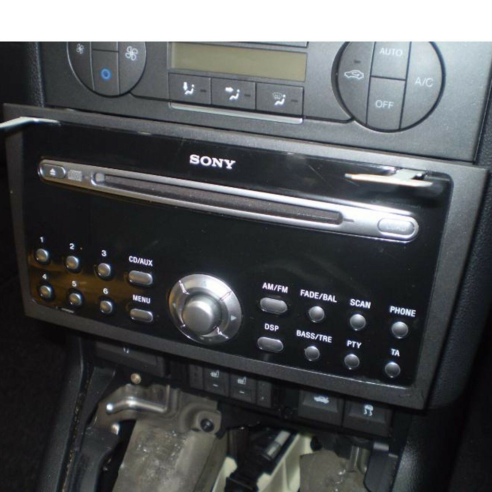 Connects2 CT24FD08 - Ford Mondeo 2004 - 2007 Single Din Fascia Panel