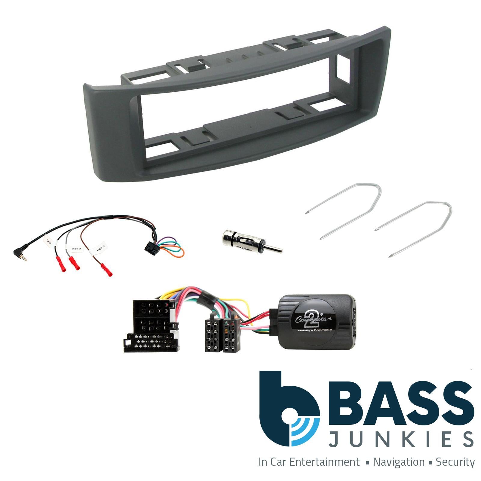Connects2 CTKRT03 - Renault Megane 2000 - 2002 Single Din Fascia & Steering Wheel Interface Installation Kit