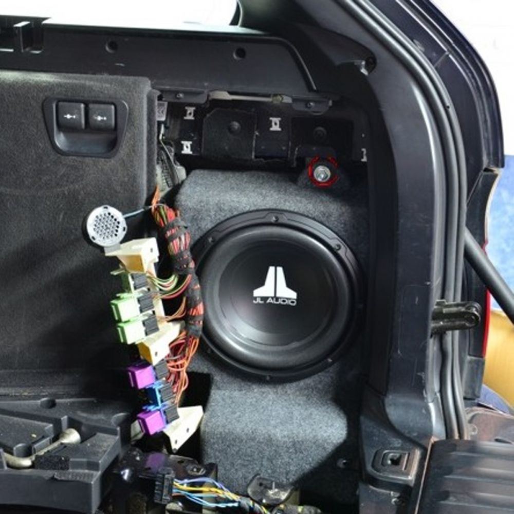 T1 Audio - BMW X5 E53 1999 - 2006 Right Arch Custom Fit 10" Car Sub Subwoofer Bass Box
